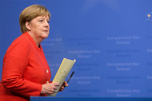 Merkel informa del acuerdo para la devolución rápida de inmigrantes